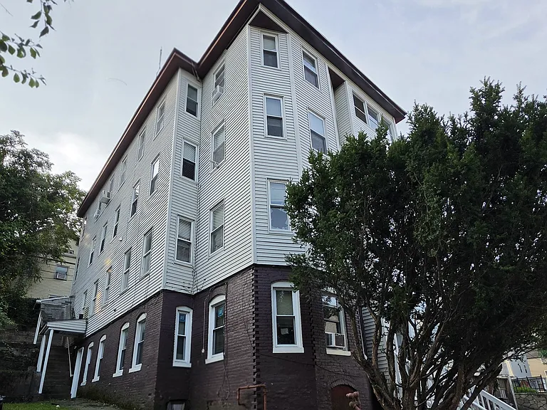 16 Groton Pl #3 — Photo 13