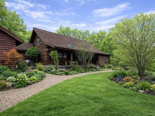 33 O'Brian Road, Middletown, NY 10940