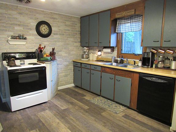 2nd image of 133 Highland Park Ave
