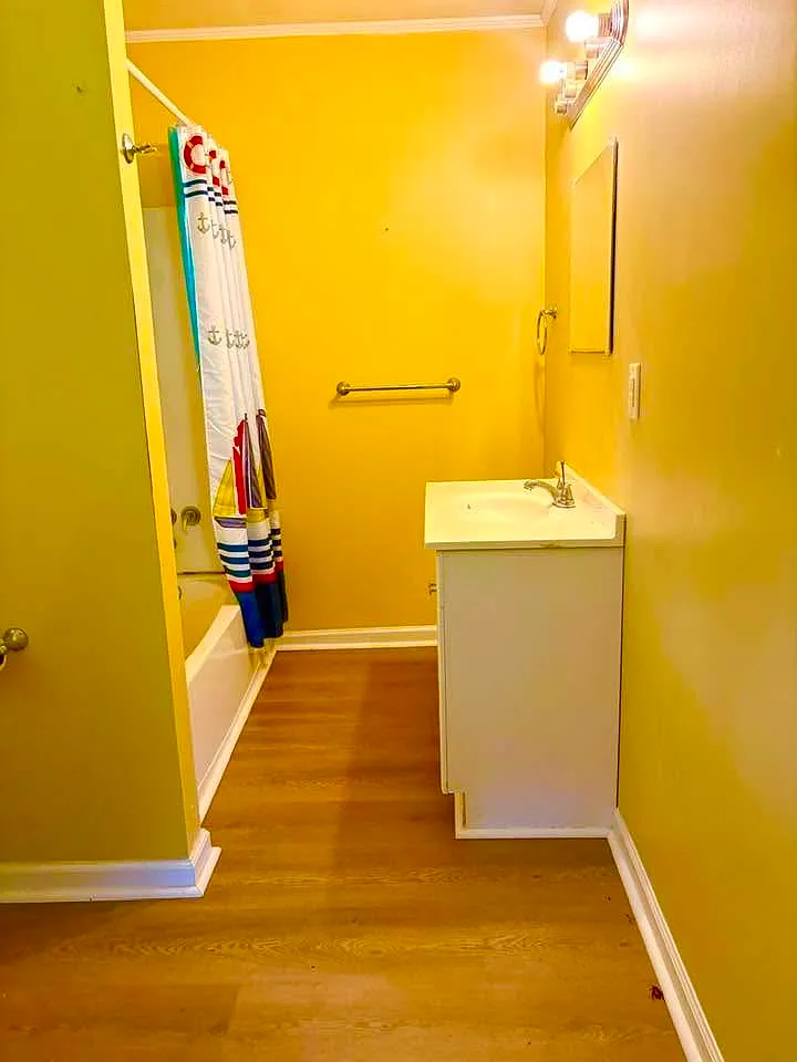2564 Richmond Hill Rd — Photo 3