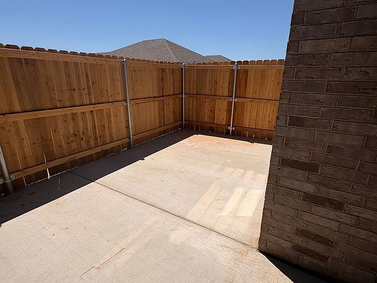 10303 Stone Meadow Dr — Photo 20