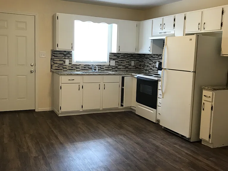 109 South Grant Street - 8 — Photo 8