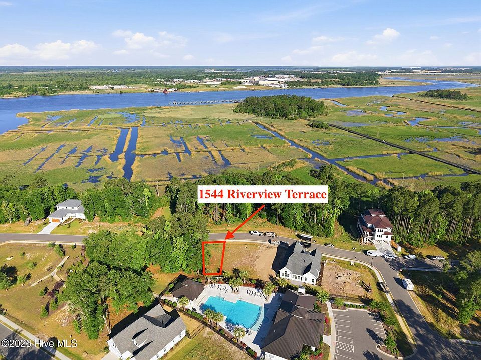 1st image of 1544 Riverview Terrace