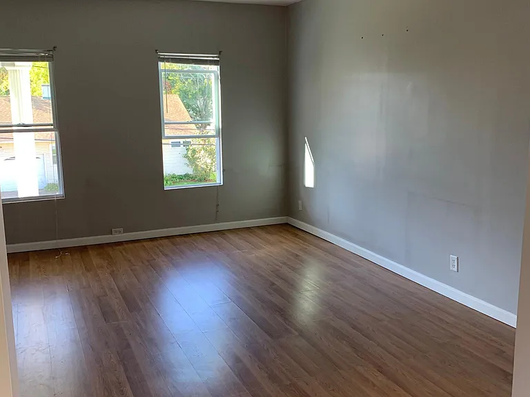 617 Emily St #2 — Photo 8