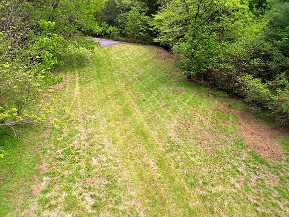 5th image of 316 Brookstone Forest Way