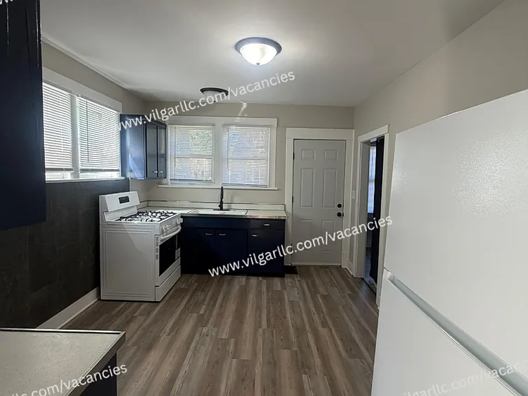 1201 Manhattan St — Photo 33
