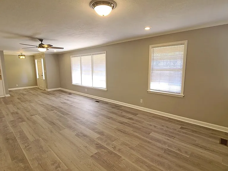 308 Highland Pl — Photo 5