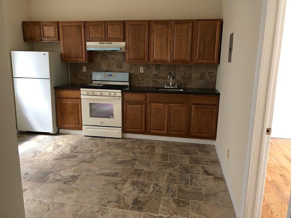 1st image of 2738 E 19th St APT C1