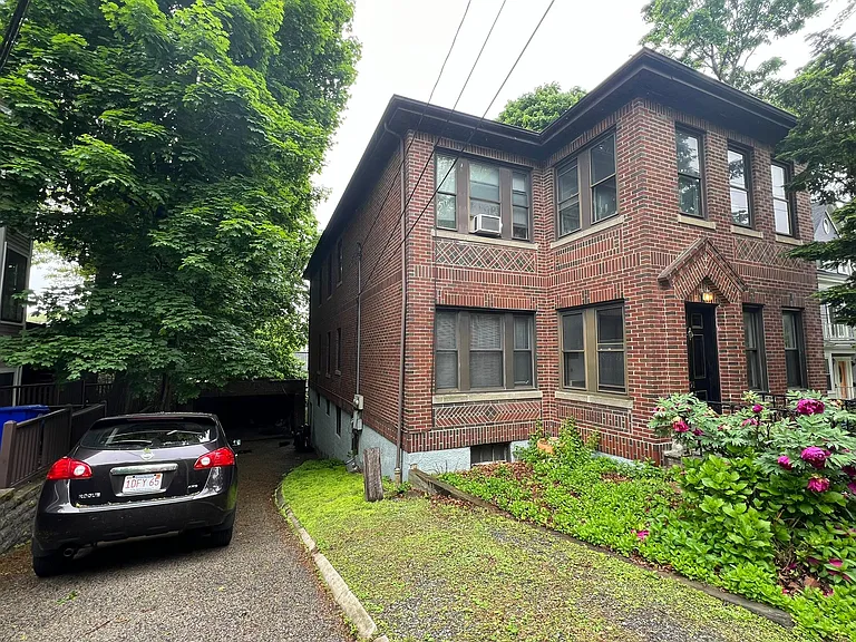 91 Winthrop Rd #1 — Photo 29
