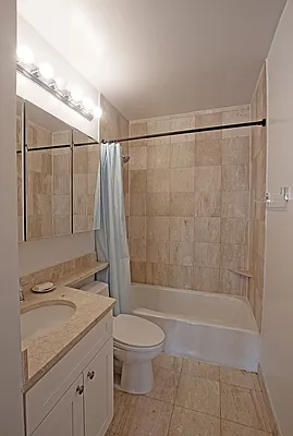 Rented by RELO REDAC INC. | media 16