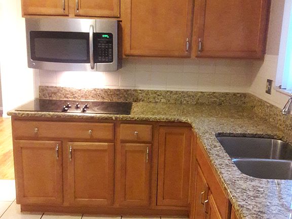 4th image of 28780 Carmel Ct