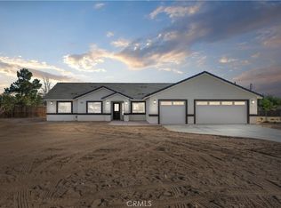 19056 Goleta St, Hesperia, CA 92345