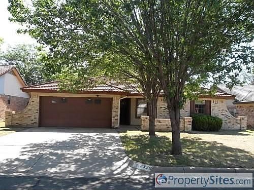 3rd image of 7329 Meadow Creek Dr
