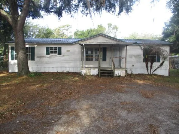 3835 Court St, Zephyrhills, FL 33541