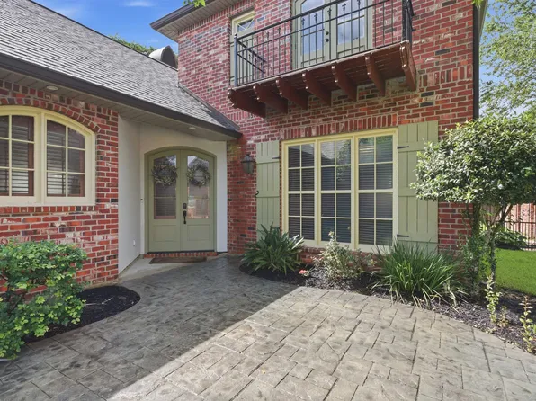 908 Chartres St, Lake Charles, LA 70605