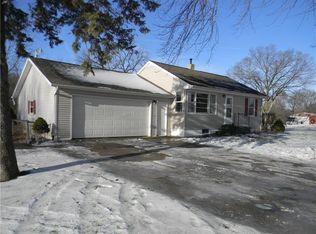 1521 Cou Falls Rd NW, Swisher, IA 52338