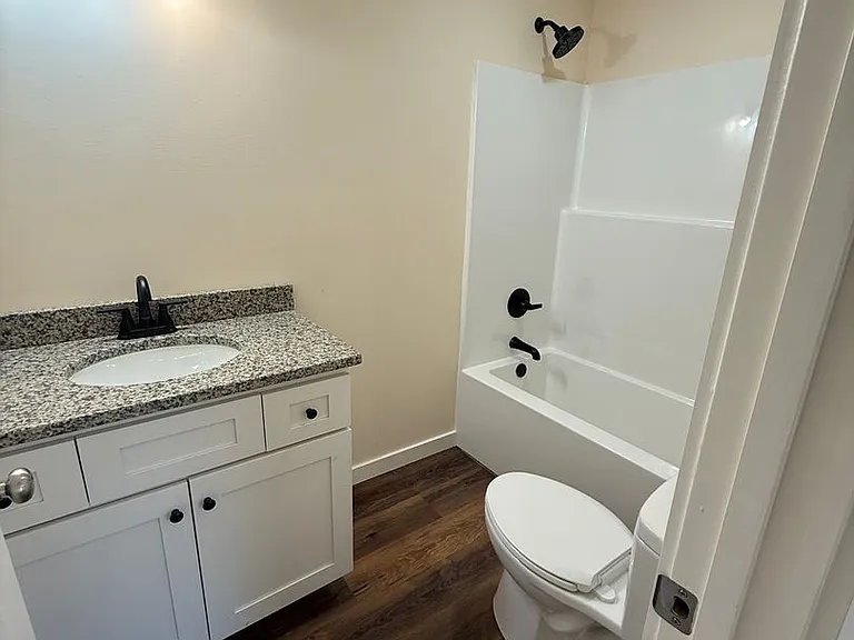 358 Simonds Rd #B — Photo 5