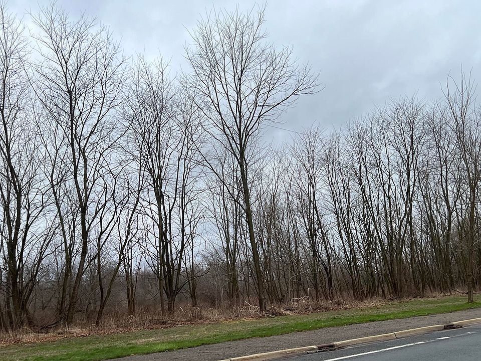 2nd image of Helmer Rd S
