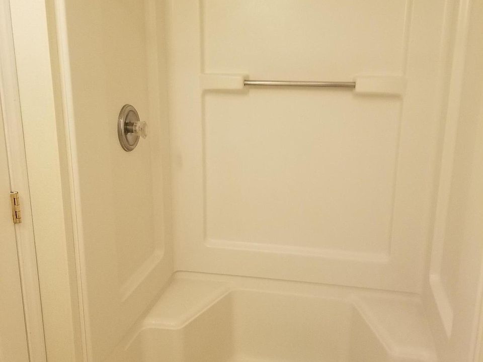 2nd image of 418 Old Route 940 APT 102
