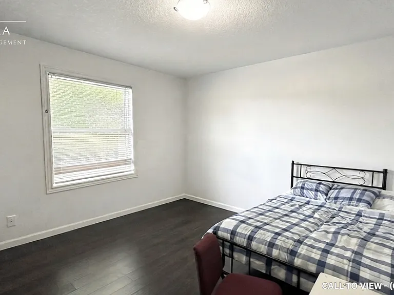 30 Woodward Ave #3 — Photo 5