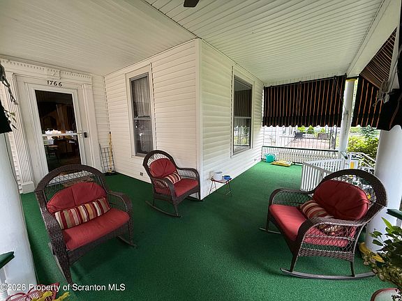 2nd image of 1766 Sanderson Ave