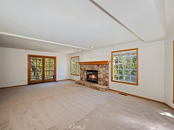 4th image of 28223 N Bay Rd