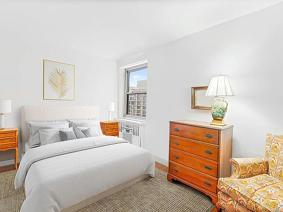 5th image of 525 E 86th St APT 21C
