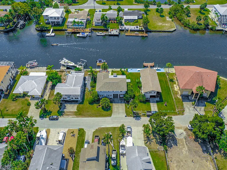 3272 Minnow Creek Dr — Photo 3