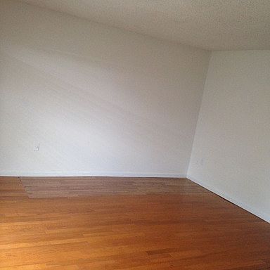 4th image of 6081 Village Cir #6081