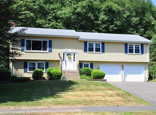 52 Harvest Ln, Windsor, CT 06095