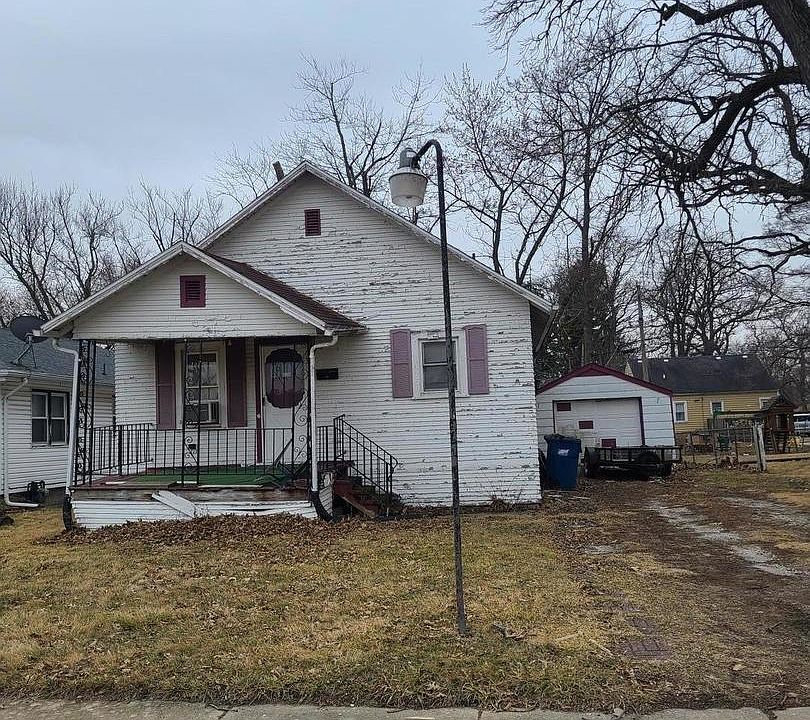 1st image of 673 Wood Ct