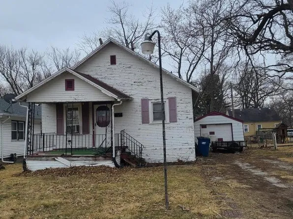 673 Wood Ct, Kankakee, IL 60901