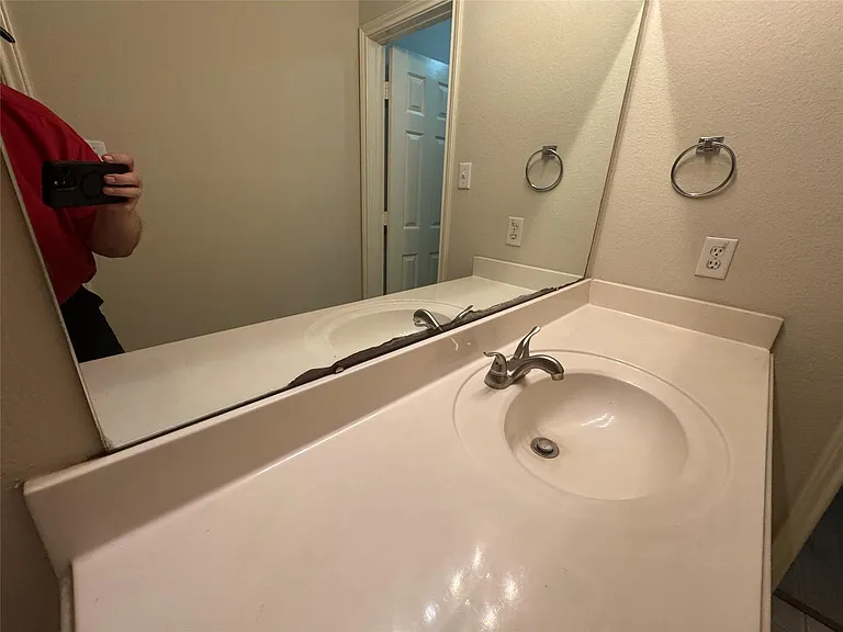4818 Comal River Loop — Photo 31