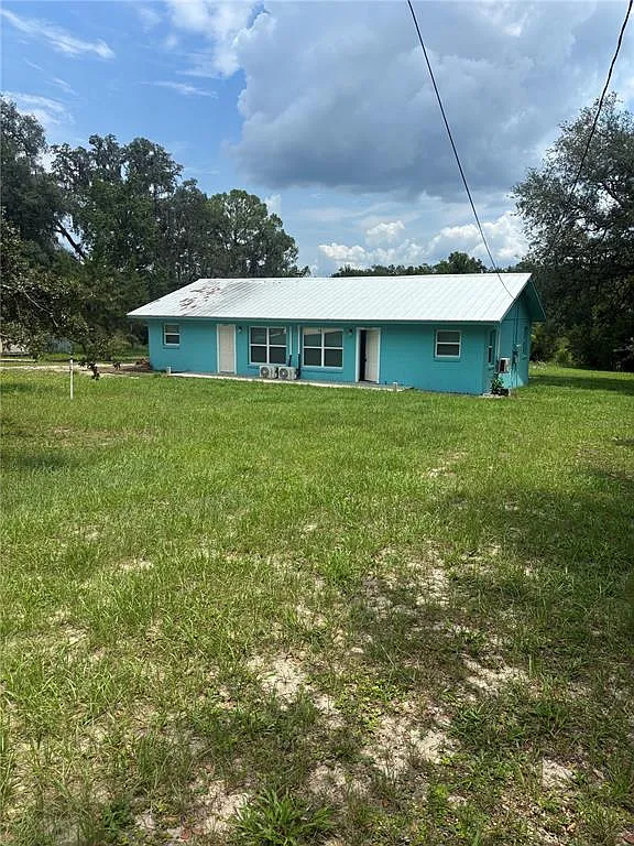 2 bed, 1.0 bath, 750 sqft, $1,200 — Photo 4