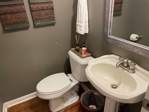 5th image of 2308 S 9th St