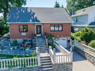 84 Ridgewood Avenue, Yonkers, NY, 10704