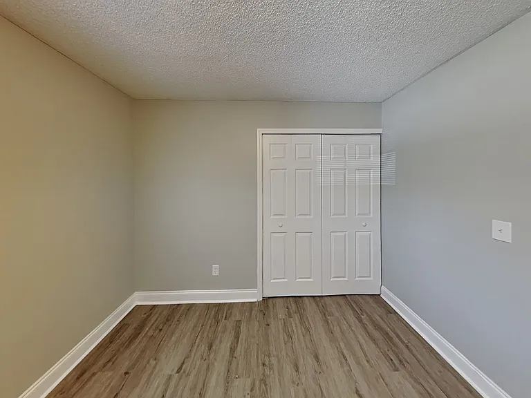 7215 Sharbeth Dr S — Photo 14