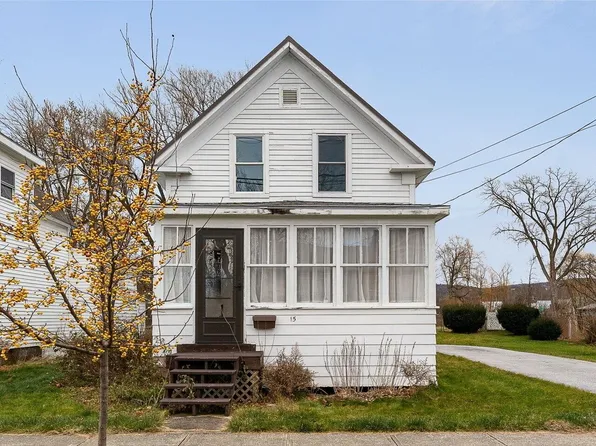 15 Walnut Street, St. Albans City, VT 05478