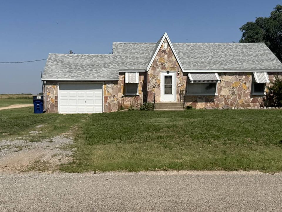 1st image of 19360 County Road 440