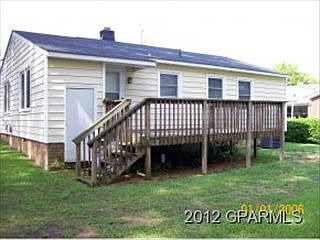 4th image of 703 McDowell St