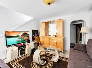 26330 Ross St, Inkster, MI 48141