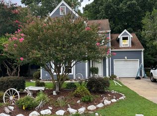 209 Sheffield Ln, Yorktown, VA 23693