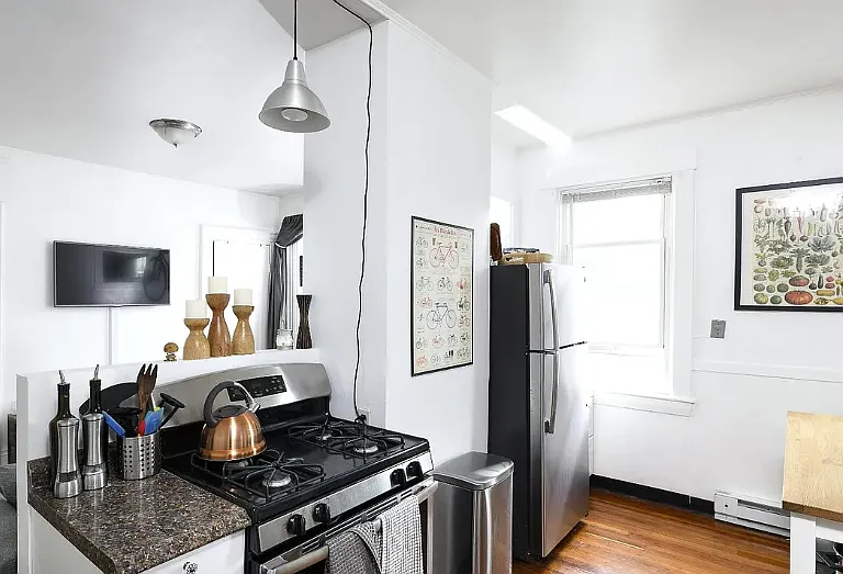 195 Hampshire St #1 — Photo 5