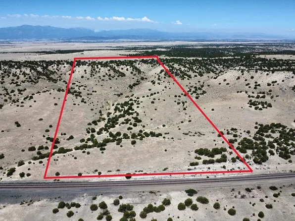 45 Railroad Spring Dr, Pueblo, CO 81004