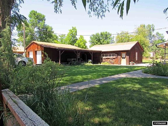4th image of 219 Medicine Lodge St