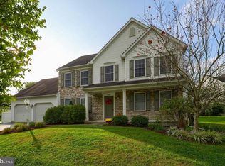 4248 Britain Dr, York, PA 17402