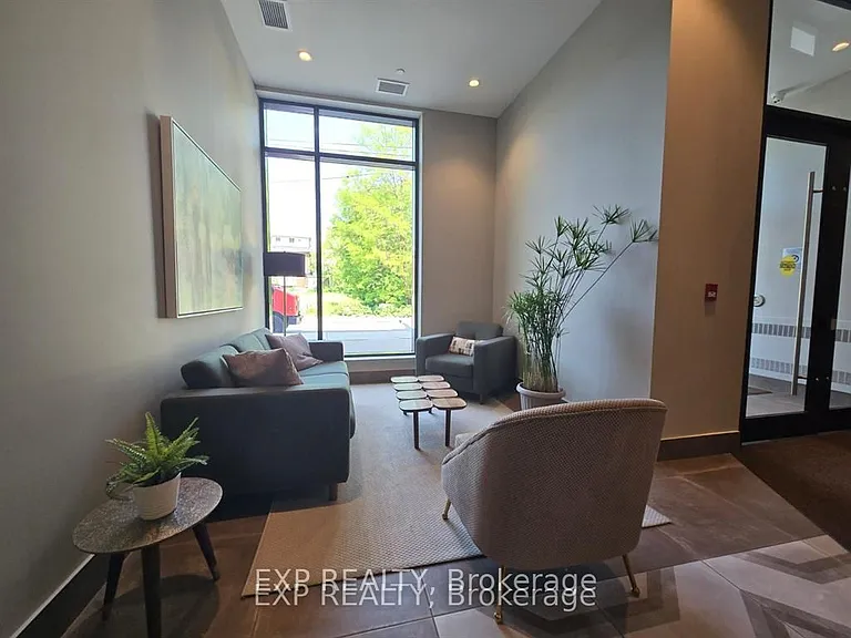 60 Springhurst Ave #313 — Photo 29