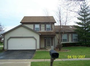 955 N Dovington Dr, Hoffman Estates, IL 60169
