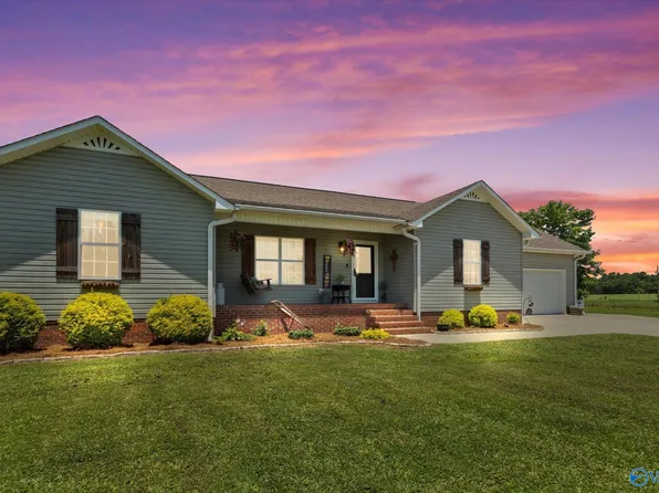 85 Harper Ln, Gadsden, AL 35903
