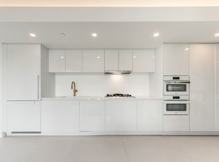 1033 Nelson St #D28, Vancouver, BC V6E 0E5